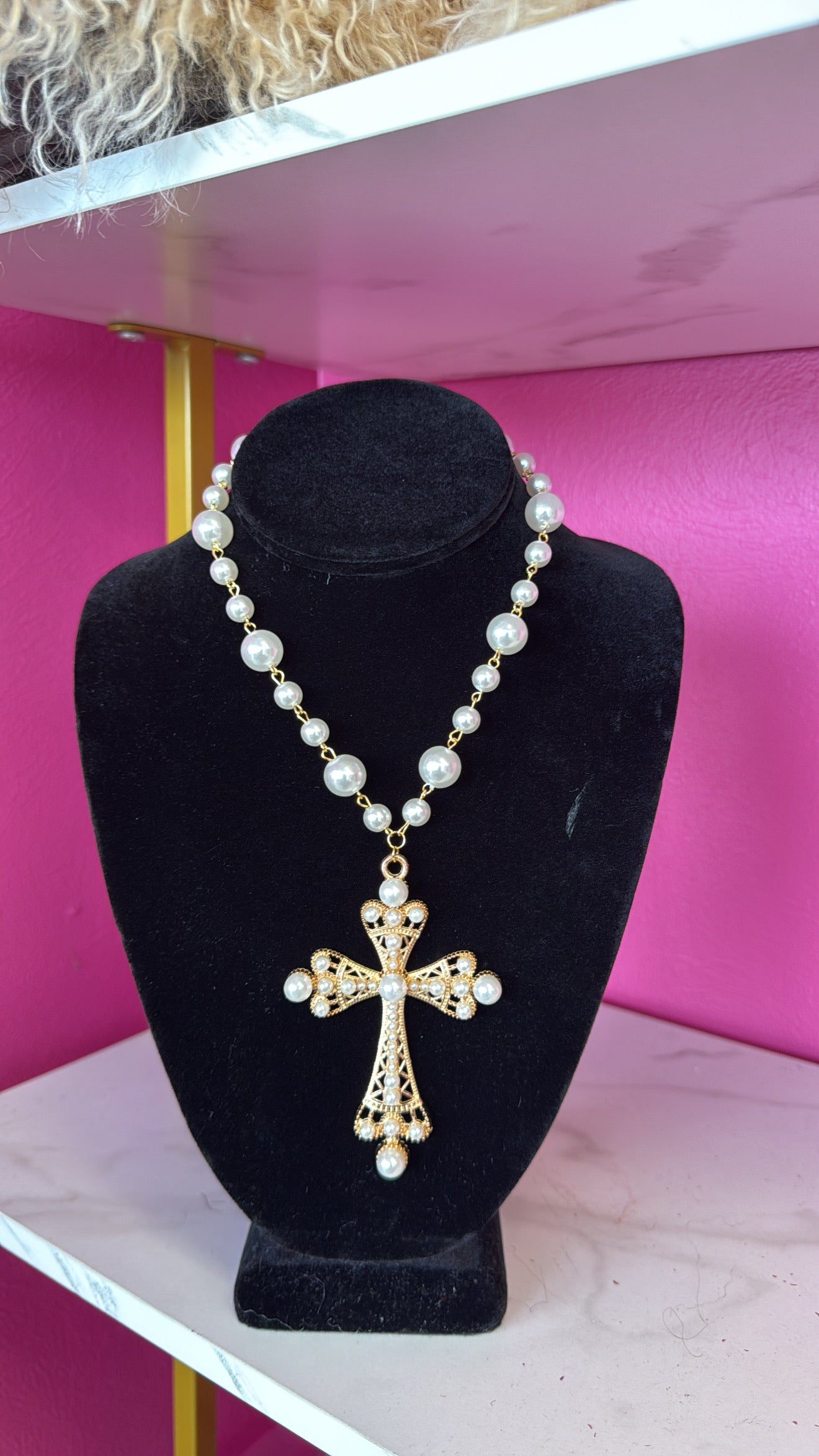 CROSS PEARLS