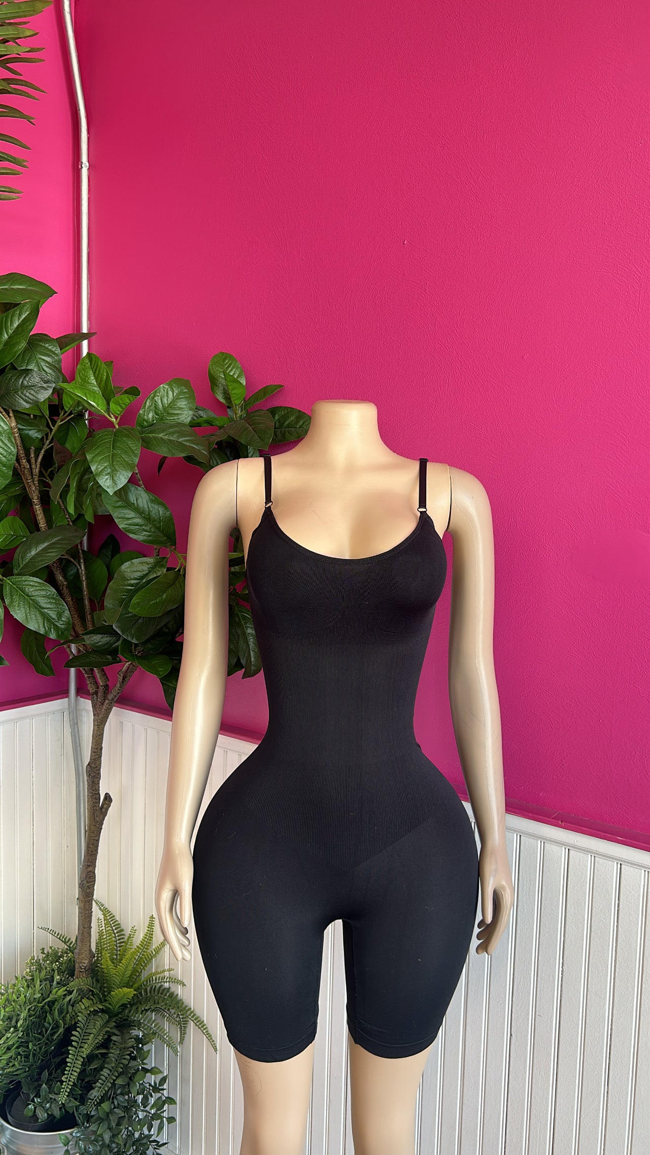 BODY SHAPER