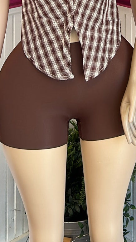 SEAMLESS SHORTS