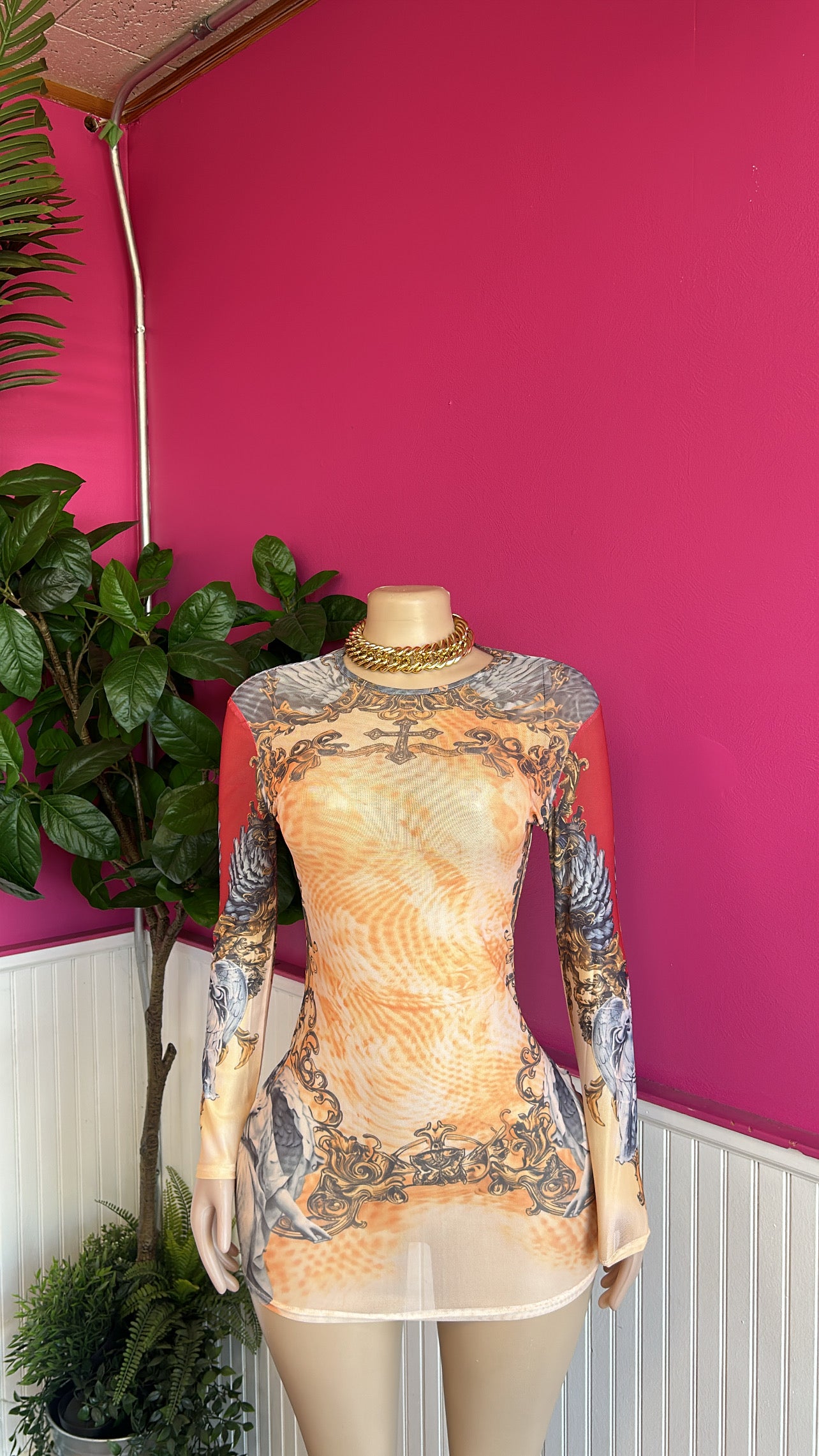 GOLD MEMBER DRESS