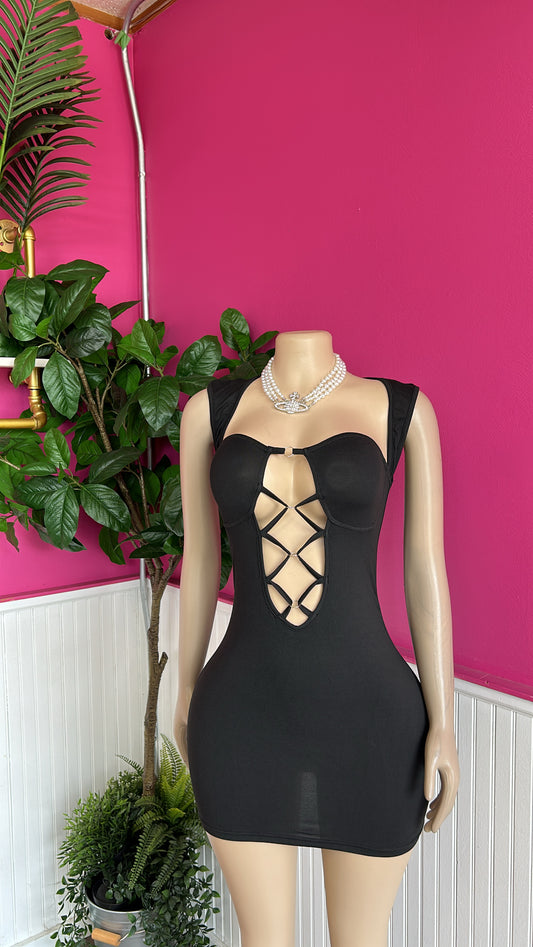 LITTLE BLACK DRESS