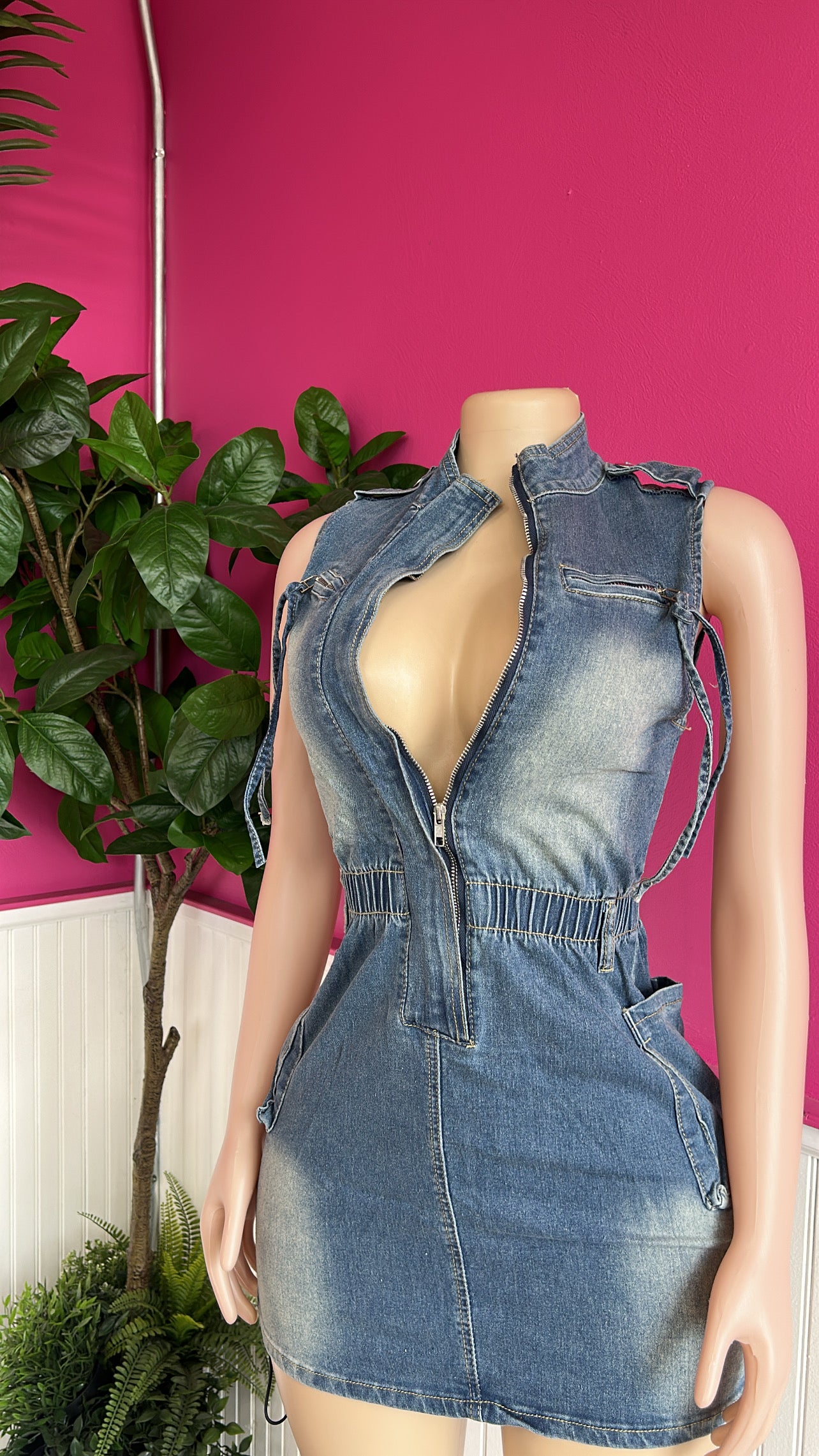 SCRUNCH JEAN DRESS